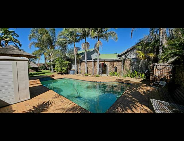 5 BEDROOM HOUSE TO LET IN DEL JUDOR EXT 4